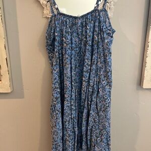 Floral Blue Sleeveless Dress